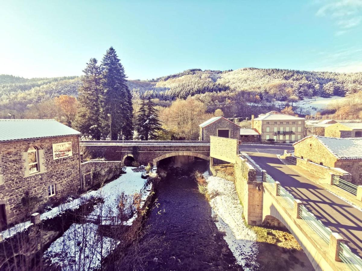 Auberge De Chanteuges Eksteriør bilde