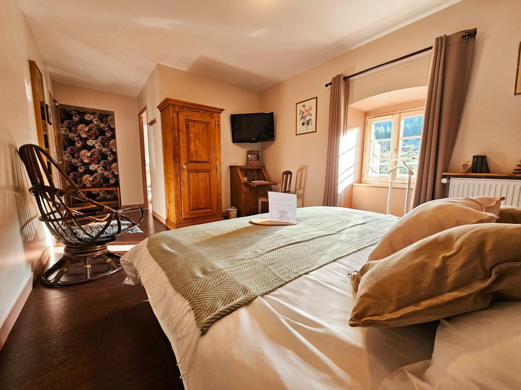 Auberge De Chanteuges Eksteriør bilde