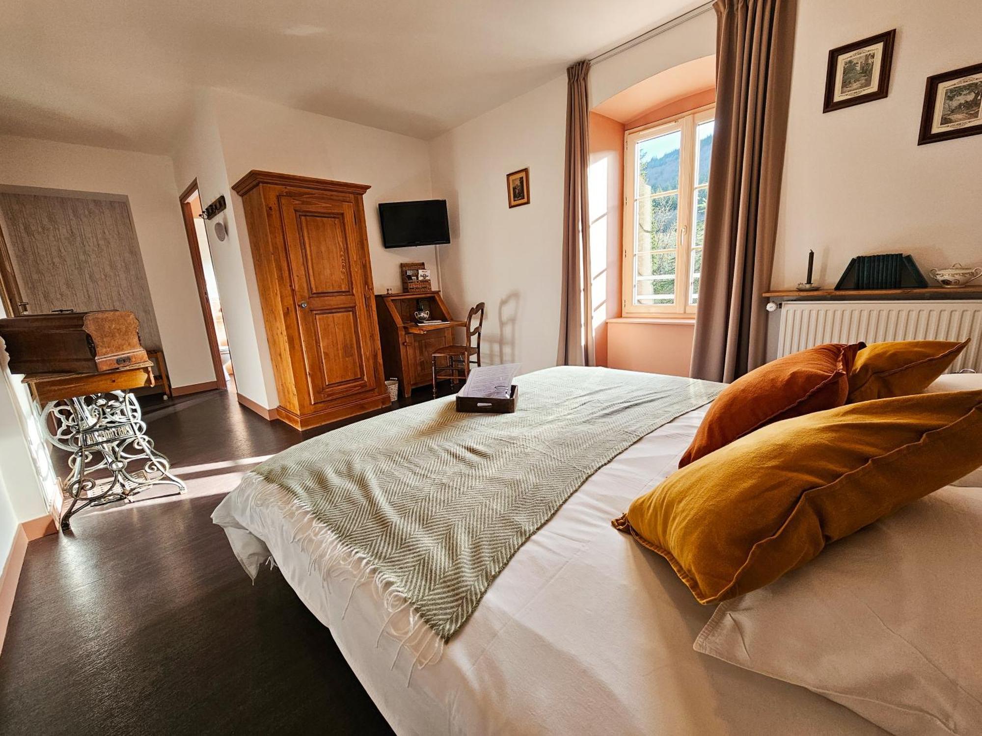 Auberge De Chanteuges Eksteriør bilde